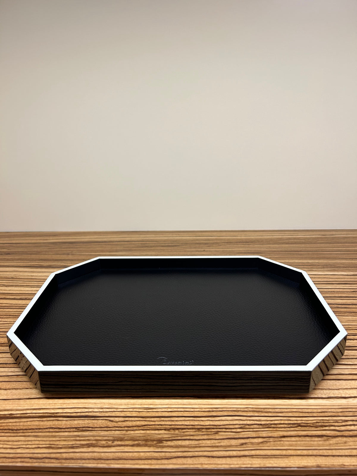 Baccarat – Vassoio Octogone Nero Piccolo