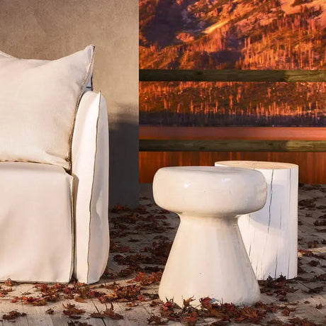 Gervasoni - Inout 44 - Tavolino/Pouf Bianco Cemento