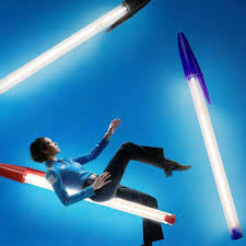 Seletti BIC© Lamp – Lampada LED Trasparente/Rossa | Design Contemporaneo